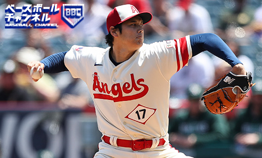 投手として先発登板し、マウンド上で投球するロサンゼルス・エンゼルスの大谷翔平選手