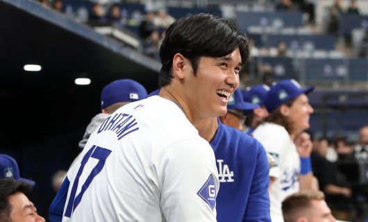 韓国のキウムヒーローズとのエキシビジョンマッチに「2番・指名打者（DH）」で出場したロサンゼルス・ドジャースの大谷翔平選手