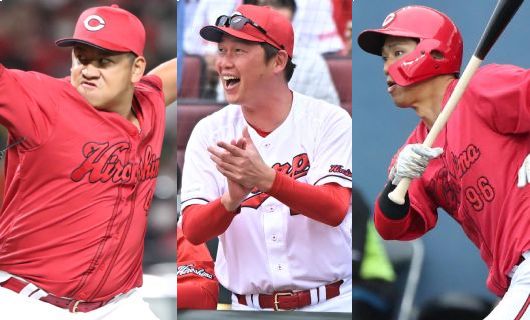 （左から）広島・戸根千明、新井貴浩監督、中村奨成