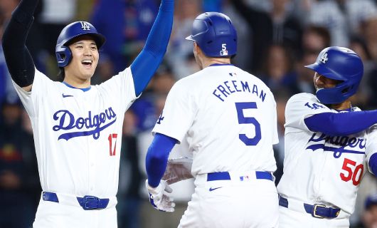 （左から）ドジャースの大谷翔平、フレディ・フリーマン、ムーキー・ベッツ