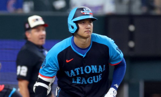 MLBオールスターゲームに「2番・指名打者（DH）」としてスタメン出場し、日本人メジャー初の柵超えホームランを放つロサンゼルス・ドジャースの大谷翔平選手